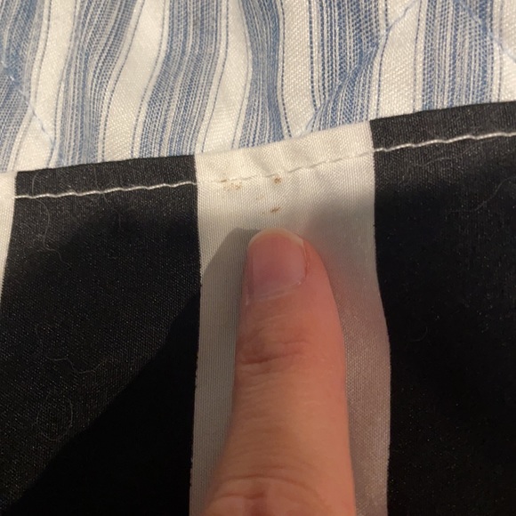 Sweet Jojo Crib Skirt - Picture 6 of 7